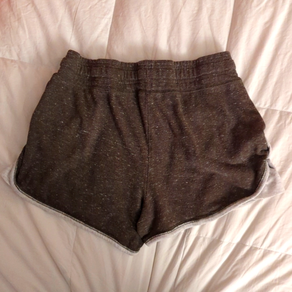 Shorts - Picture 2 of 3